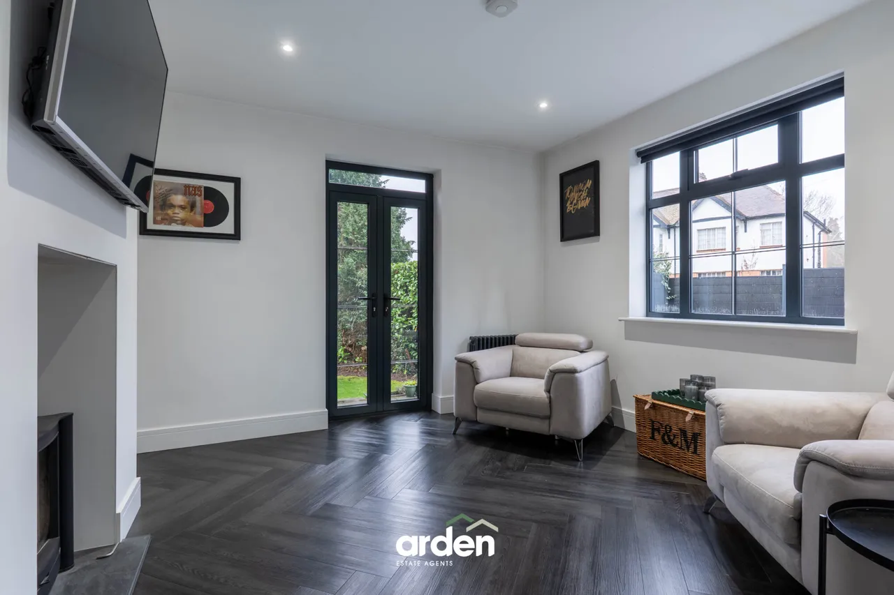 Hewell Lane, Barnt Green, B45, photo 8