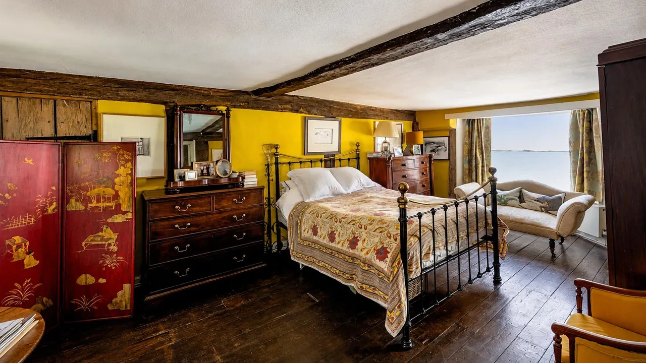 Southover High Street, Lewes, BN7 1HT, photo 8
