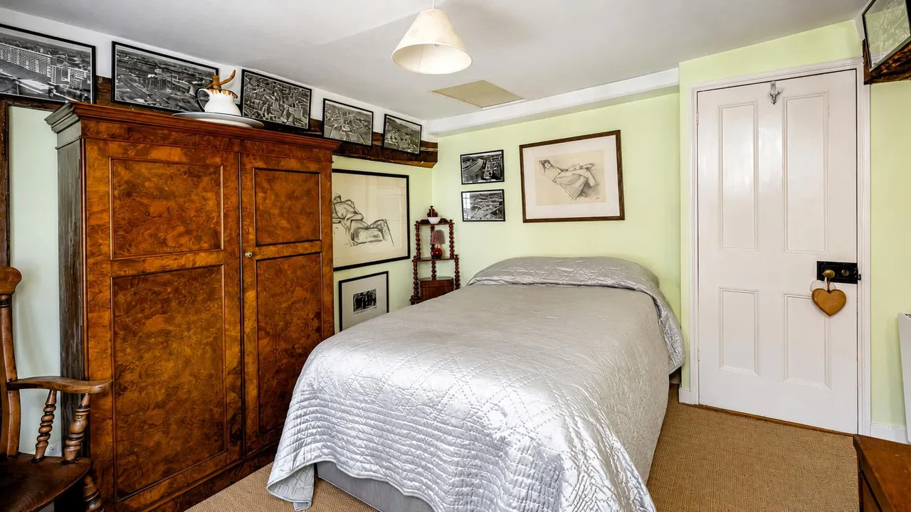 Southover High Street, Lewes, BN7 1HT, photo 9