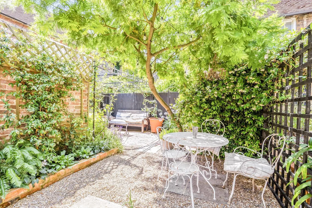 Southover High Street, Lewes, BN7 1HT, photo 12