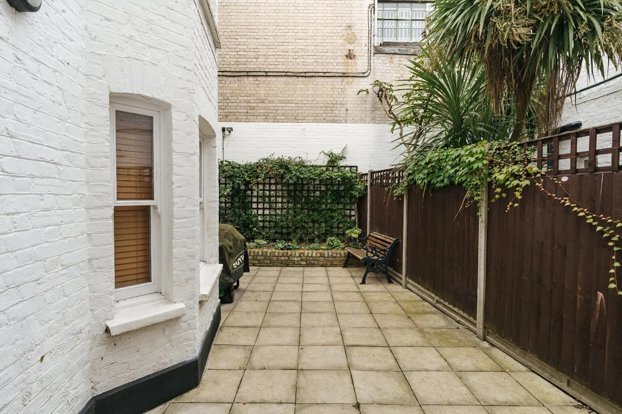 St Peters Street, Angel, N1, photo 15