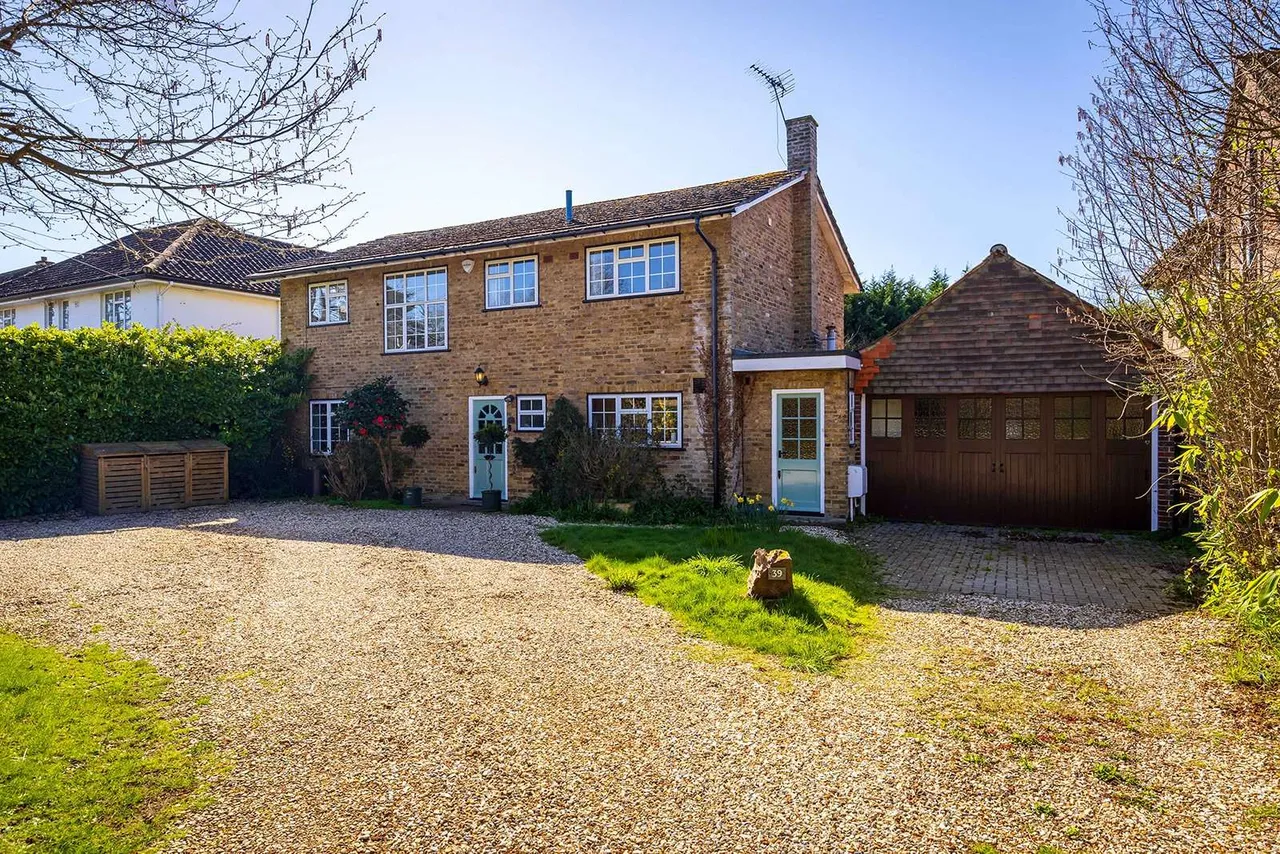 4 bed house for sale — Ganghill, Guildford, Surrey, GU1 1XF