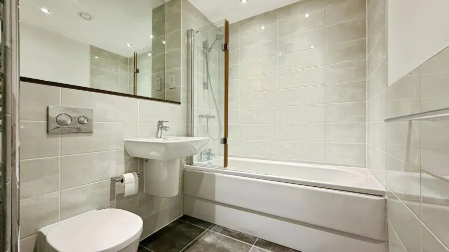 Racecourse Road, Newbury, RG14, photo 12