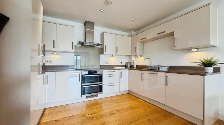 Racecourse Road, Newbury, RG14, photo 16