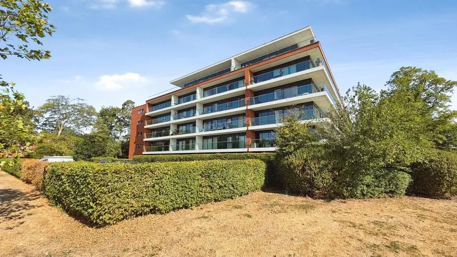 Racecourse Road, Newbury, RG14, photo 15