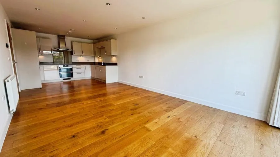 Racecourse Road, Newbury, RG14, photo 5
