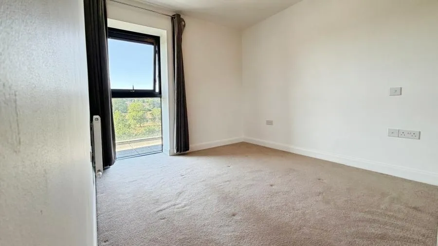 Racecourse Road, Newbury, RG14, photo 9