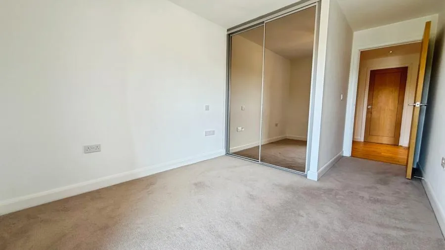 Racecourse Road, Newbury, RG14, photo 10