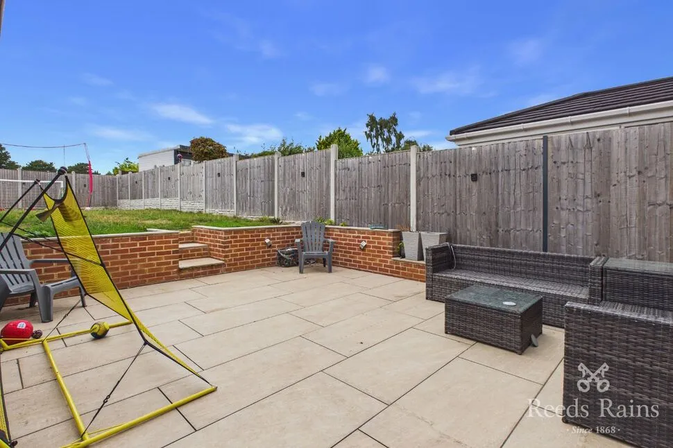 Windermere Road, West Yorkshire, WF10, photo 12