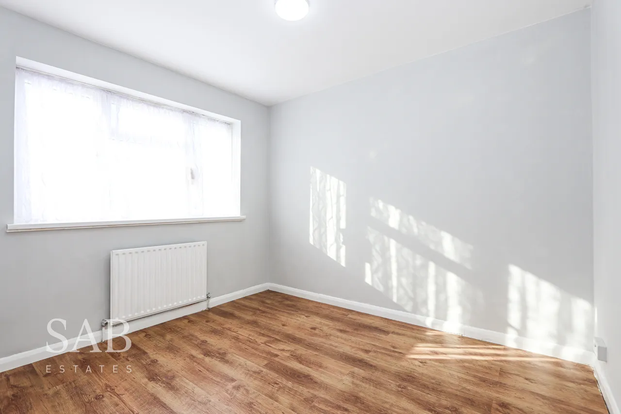 Beechwood Avenue, Greenford, UB6, photo 5