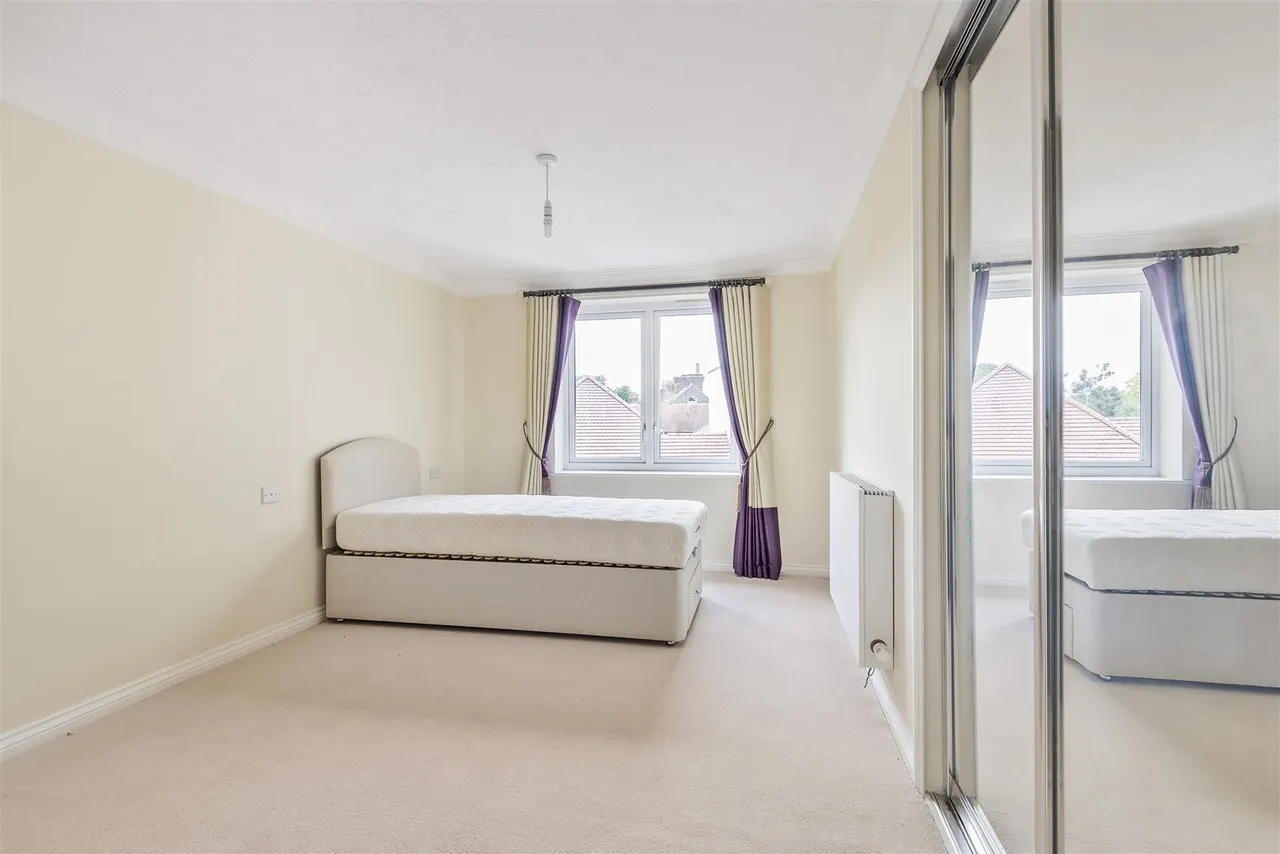Broomstick Hall Road, Waltham Abbey, EN9, photo 7
