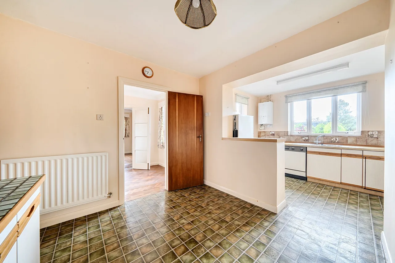 Park Lane, Reigate, RH2, photo 5