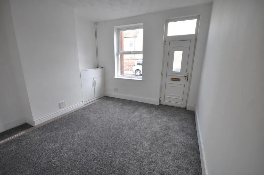 Queen Street, Burton-on-Trent, DE14, photo 2