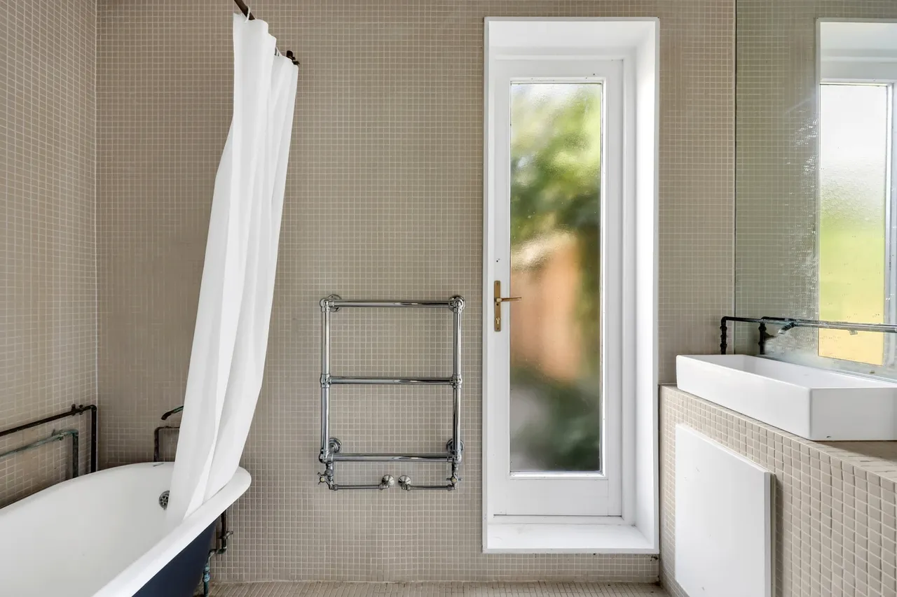 152 Masterman Road, London, E6 3NP, photo 11