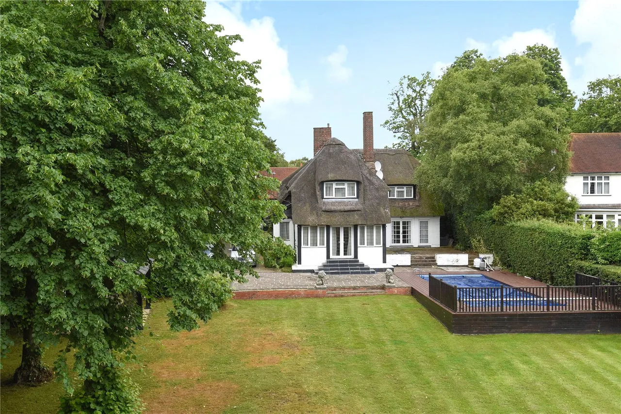 South View Road, Pinner Fees Apply, HA5, photo 26