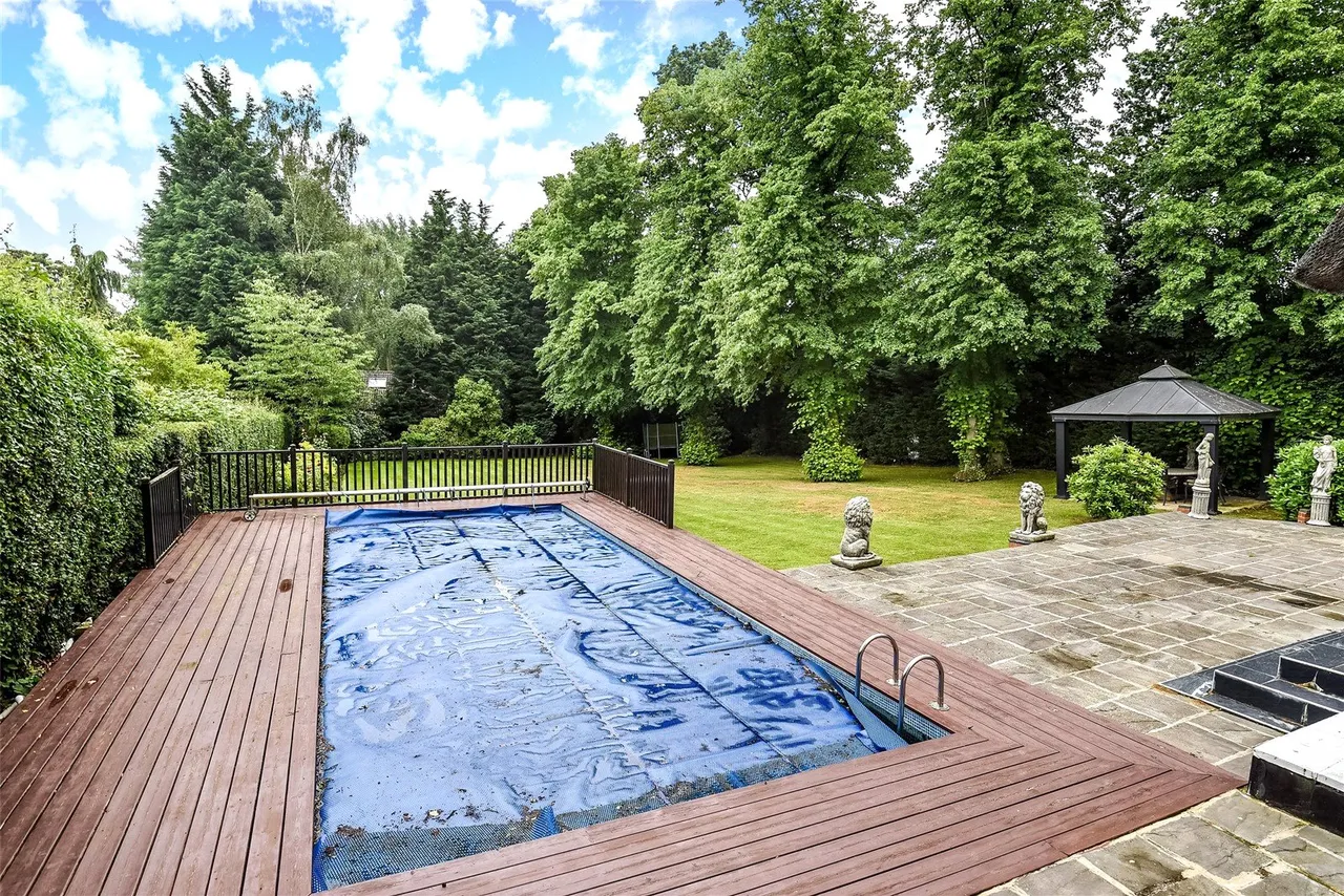 South View Road, Pinner Fees Apply, HA5, photo 9