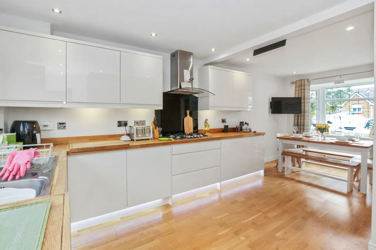 Saunderton Close, Haydock, WA11, photo 3