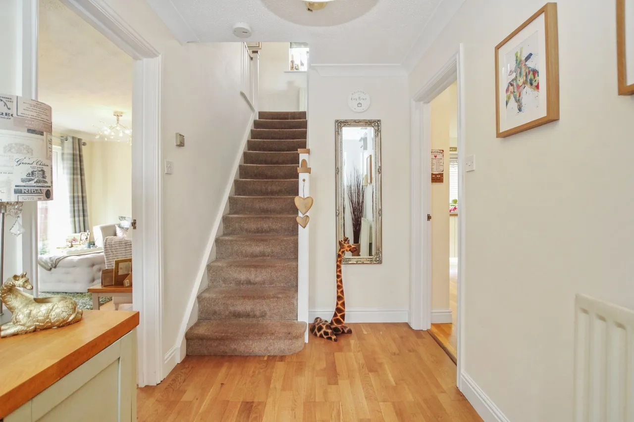 Saunderton Close, Haydock, WA11, photo 5