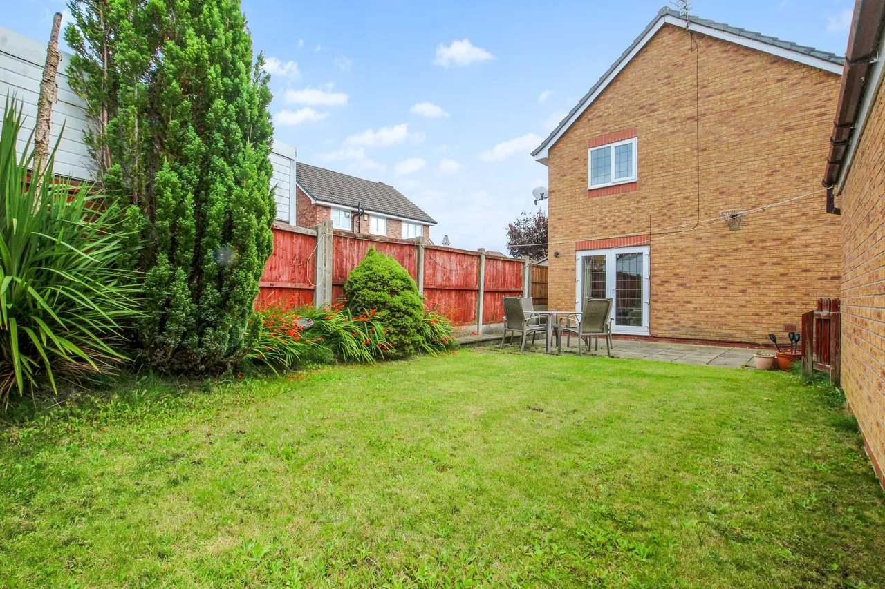 Saunderton Close, Haydock, WA11, photo 27