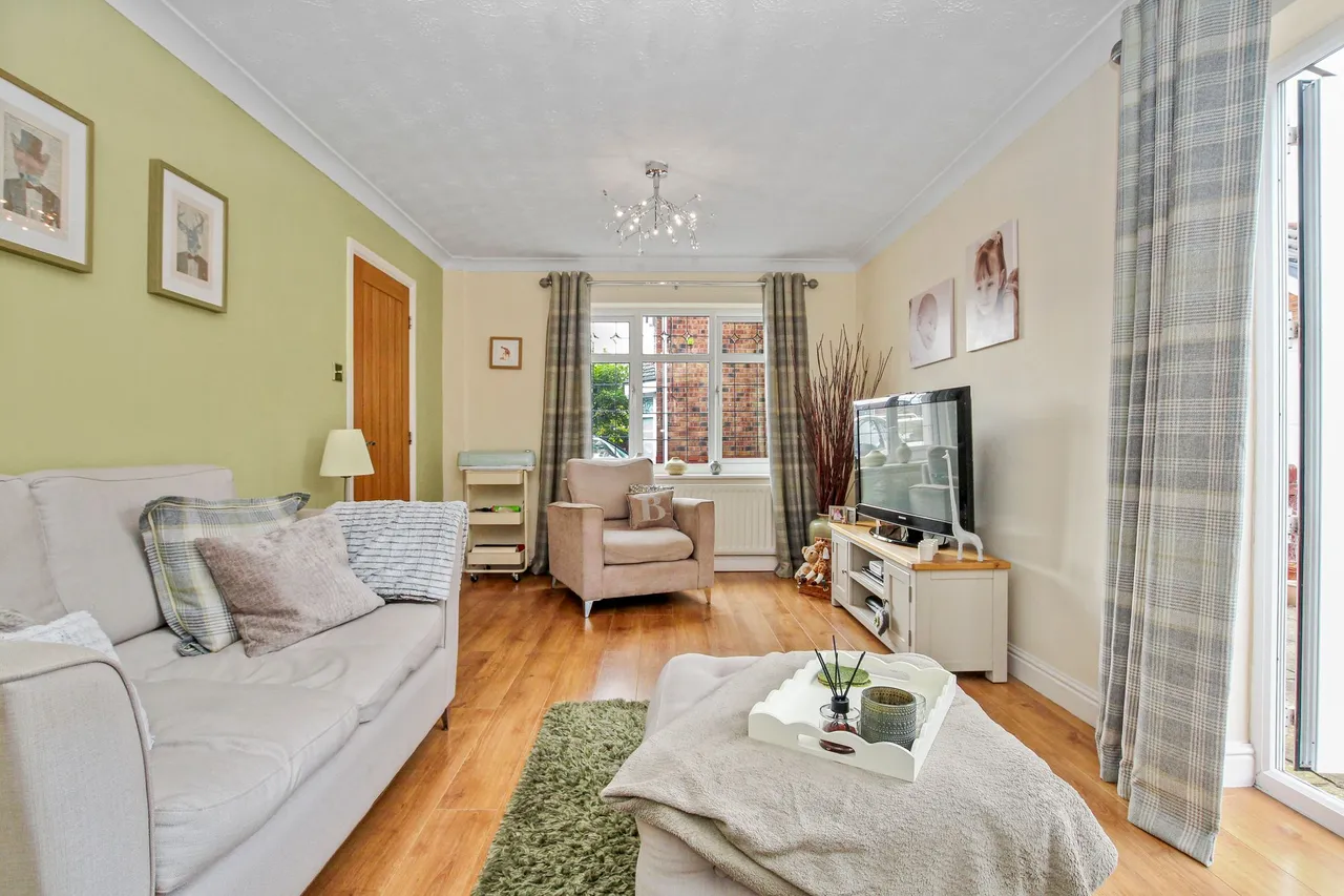 Saunderton Close, Haydock, WA11, photo 6