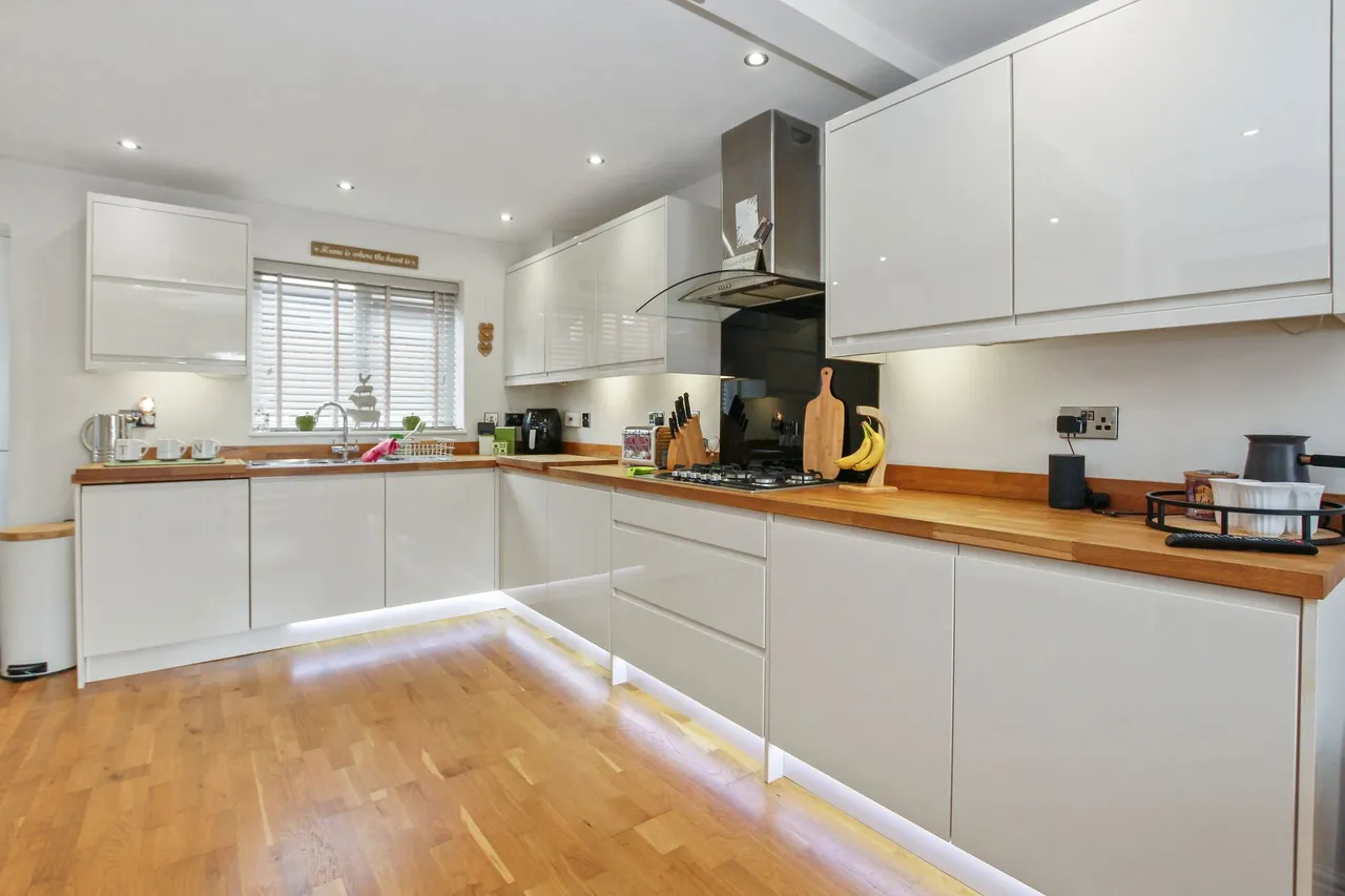 Saunderton Close, Haydock, WA11, photo 13