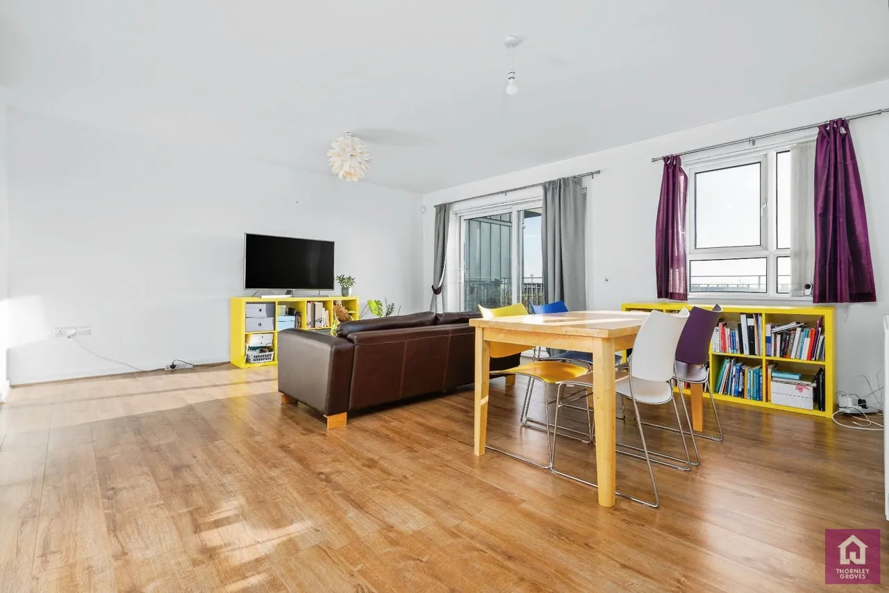 2 bed flat for sale, The Waterfront, Openshaw, M11
