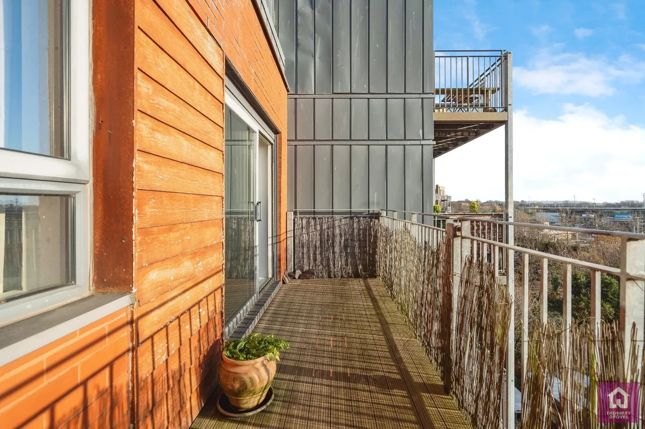 The Waterfront, Openshaw, M11, photo 15