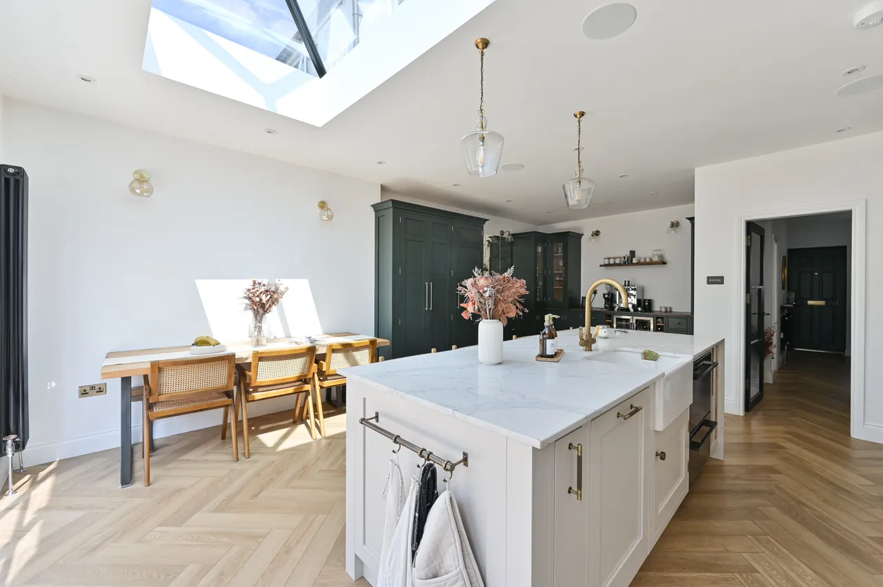 100 Gracefield Gardens, London, photo 7