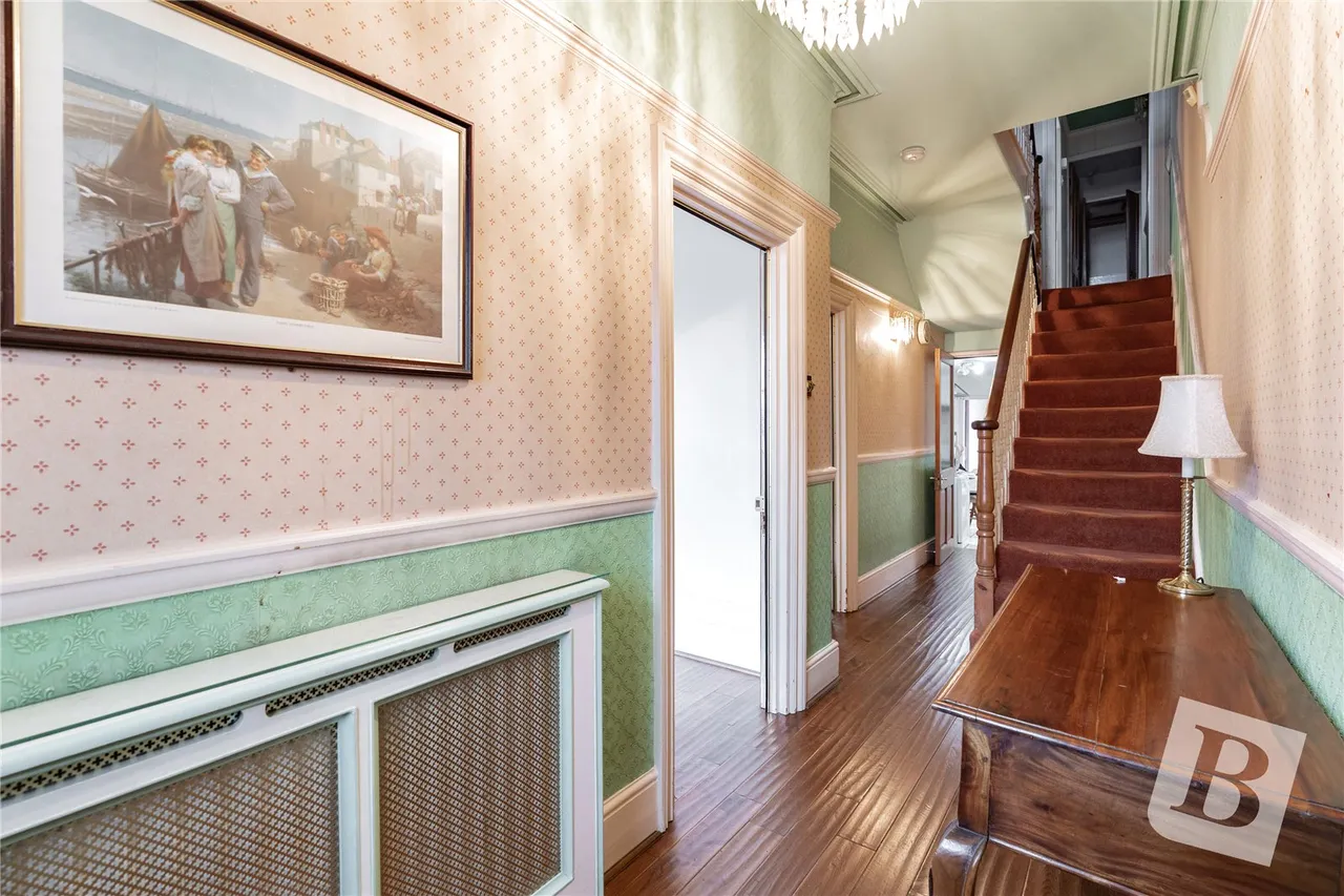 Whitehill Road, Gravesend, Kent, DA12, photo 7
