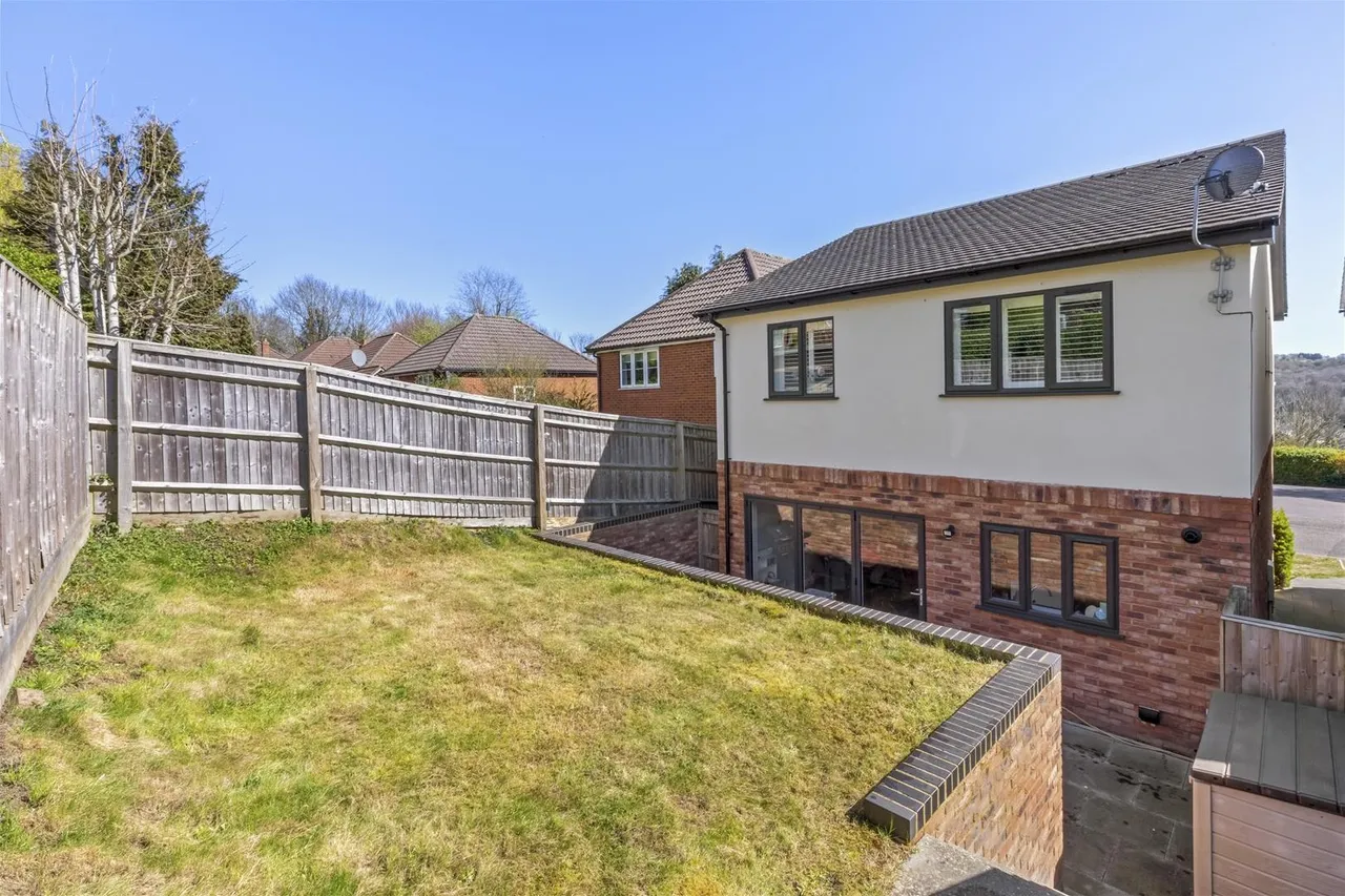 Windrush Court, High Wycombe, HP13, photo 15