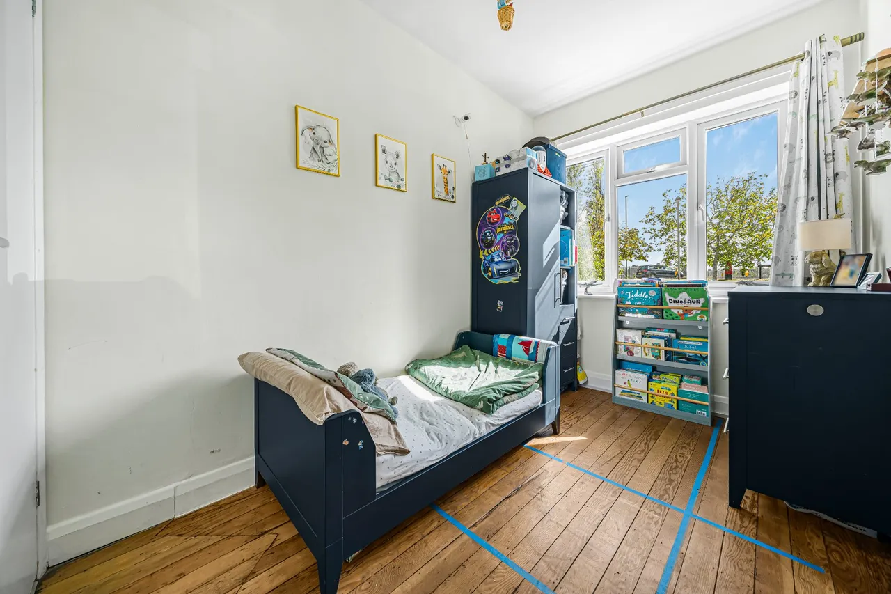 Gaston Bridge Road, Shepperton, TW17, photo 6