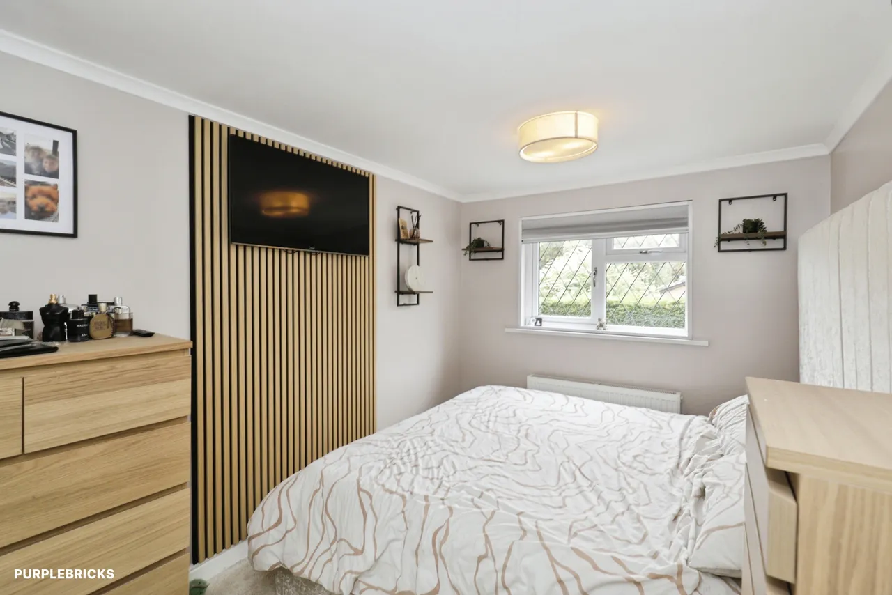 Bankfield, Bardsey, LS17, photo 7