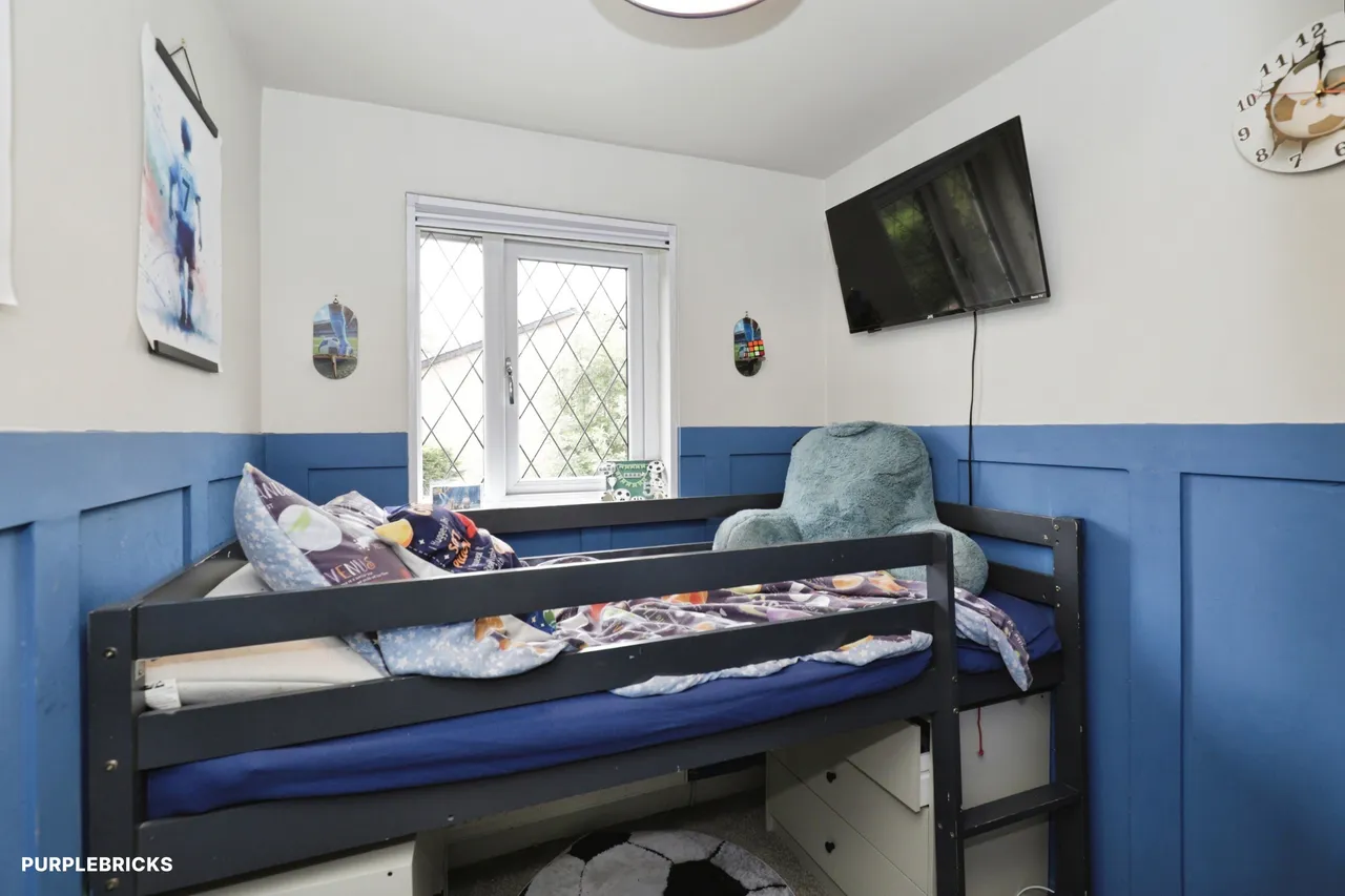 Bankfield, Bardsey, LS17, photo 8