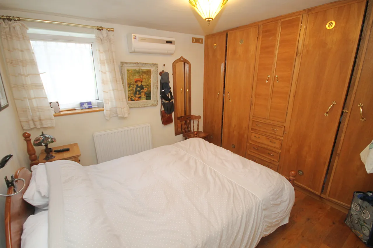 Bennetts Avenue, Greenford, UB6, photo 6