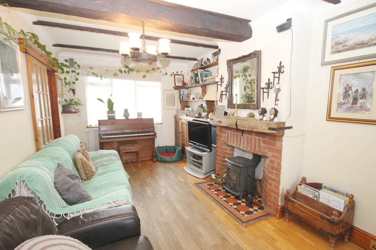 Bennetts Avenue, Greenford, UB6, photo 12