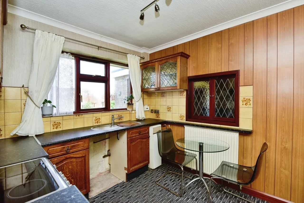 Brattswood Drive, Church Lawton, Stoke-on-Trent, Cheshire, ST7, photo 12