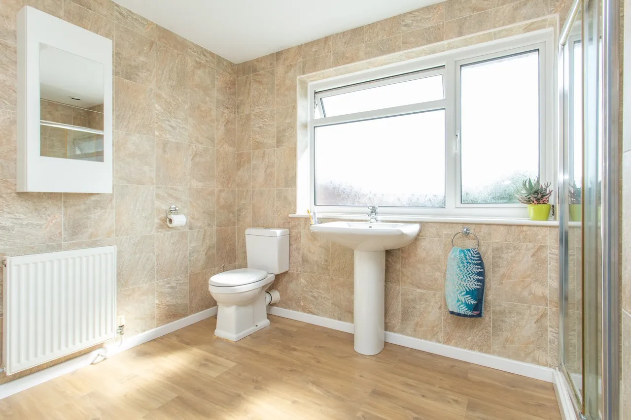 Ridgeway Cliff, Herne Bay, CT6, photo 17