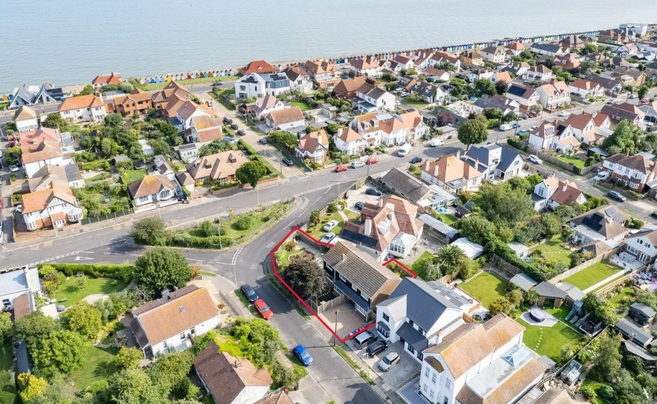 Ridgeway Cliff, Herne Bay, CT6, photo 23