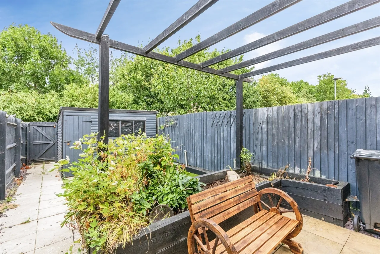 Tyne Way, Rushden, NN10, photo 13