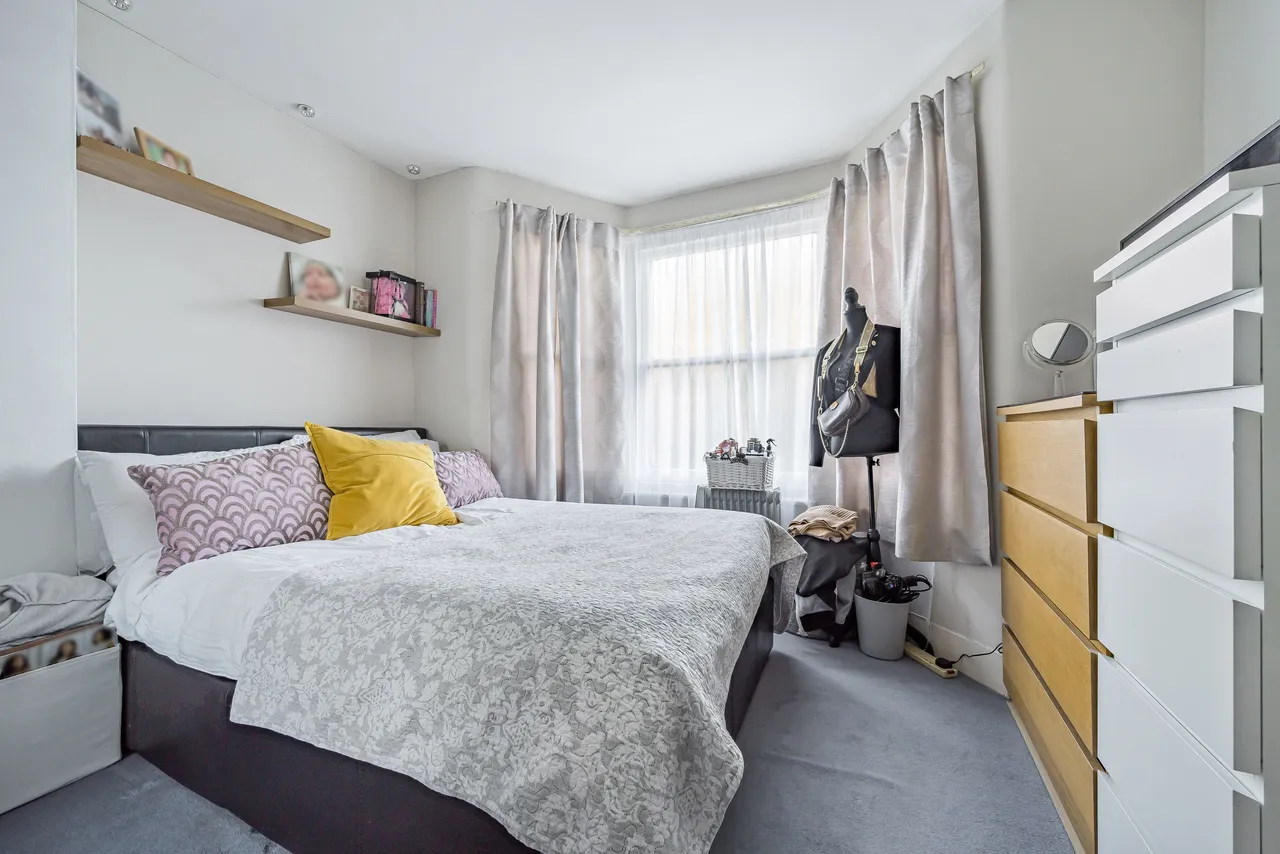 London, N13, photo 6