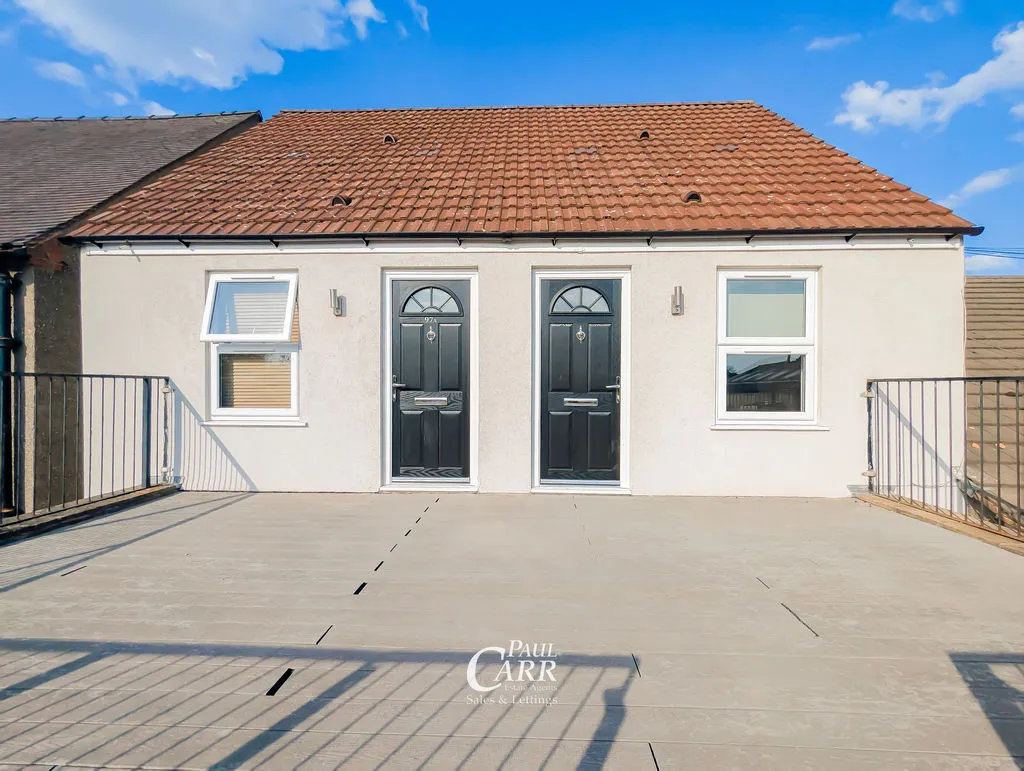 1 bed flat for sale, Hednesford Road, Heath Hayes, WS12