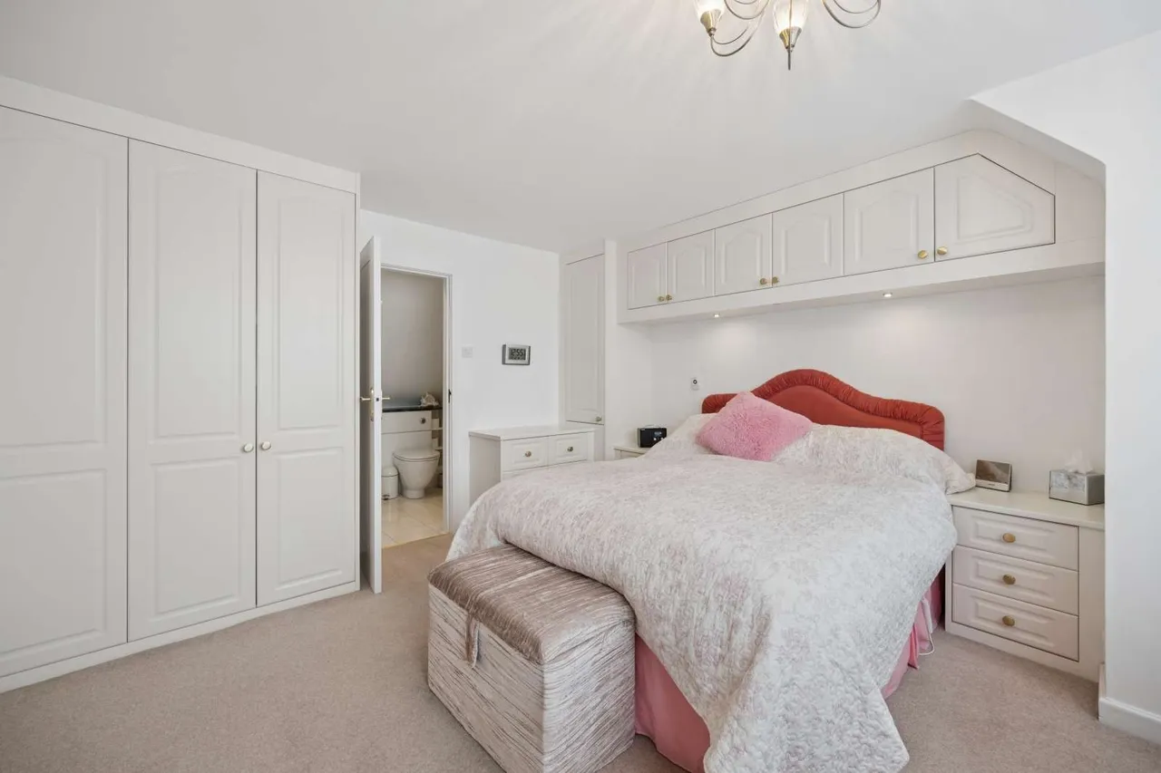 Badger Road, Prestbury, SK10, photo 9