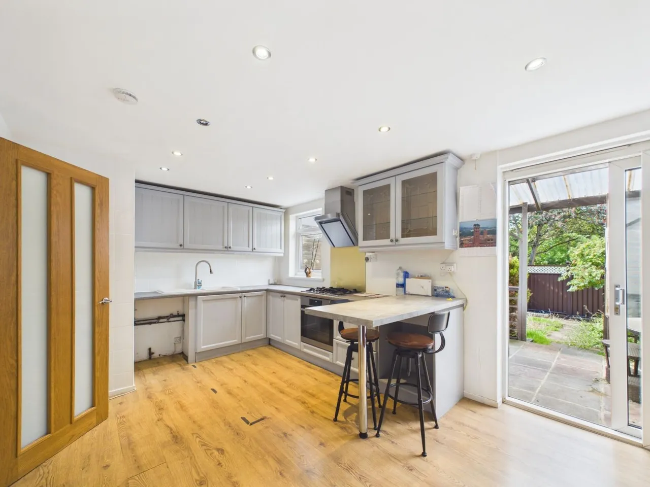 Swan Lane, London, N20, photo 5