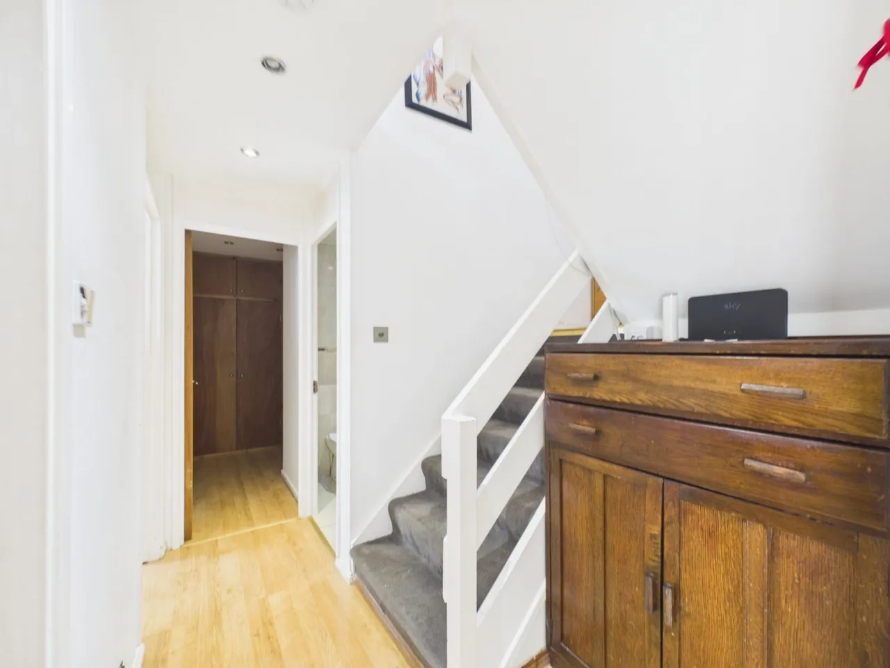 Swan Lane, London, N20, photo 13