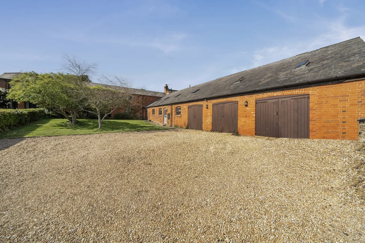 Falcutt, Brackley, NN13, photo 8