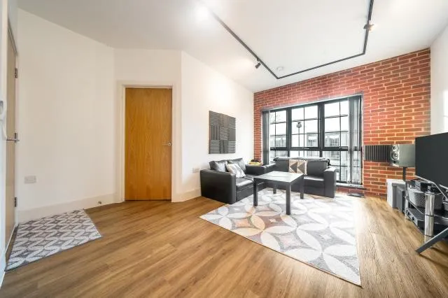 1 bed flat for sale, Merchants Court, Newbury, RG14