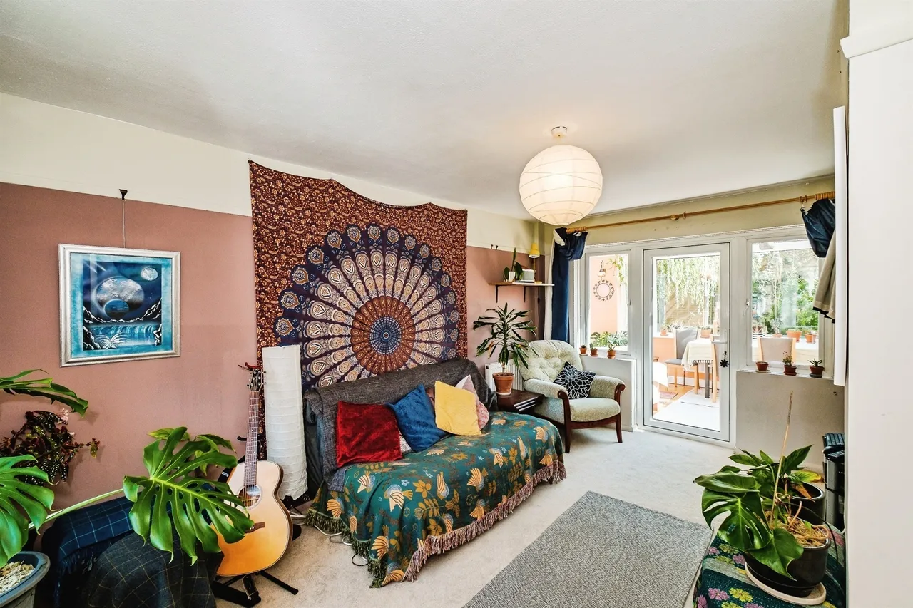 2 bed house for sale — Cross Road Close, Southwick, Brighton