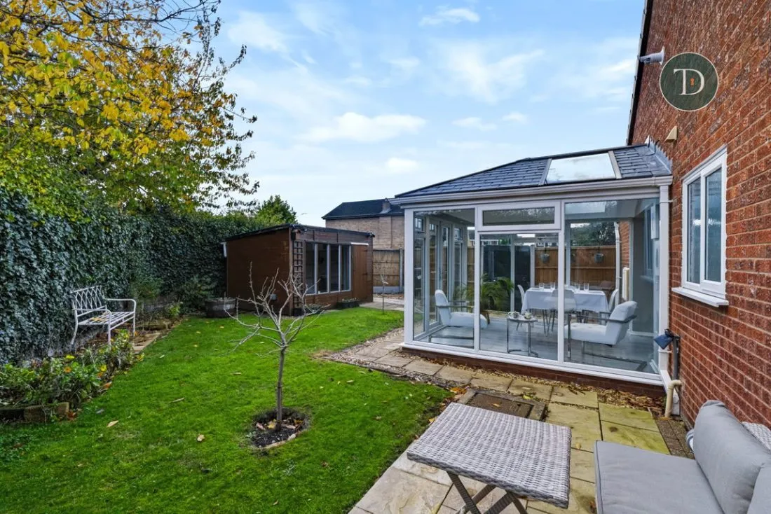 Larchdale Close, Whitby, CH66, photo 24