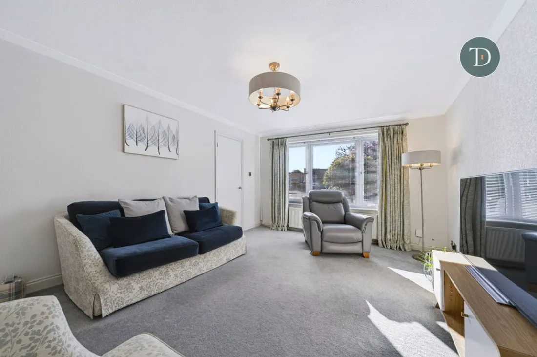Larchdale Close, Whitby, CH66, photo 12