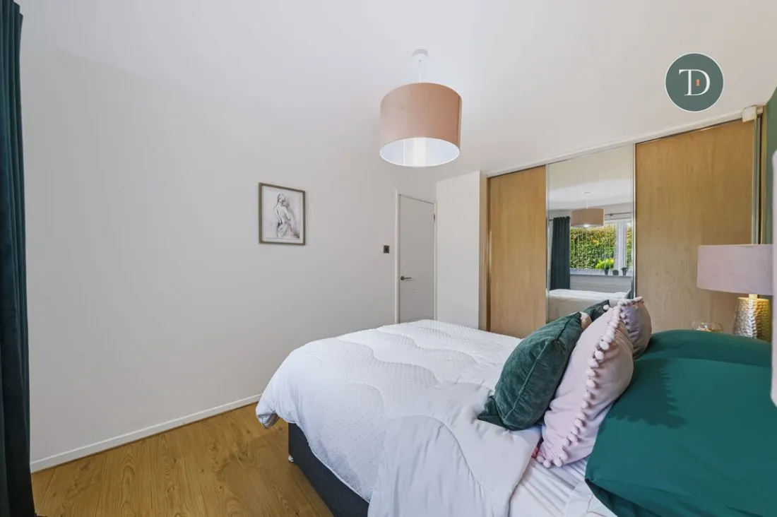 Larchdale Close, Whitby, CH66, photo 18